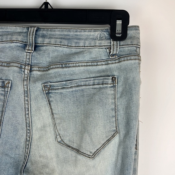 Kenzie Cropped Straight Leg Frayed Hem Embroidery Jeans Sz: 2/26 - Picture 5 of 11